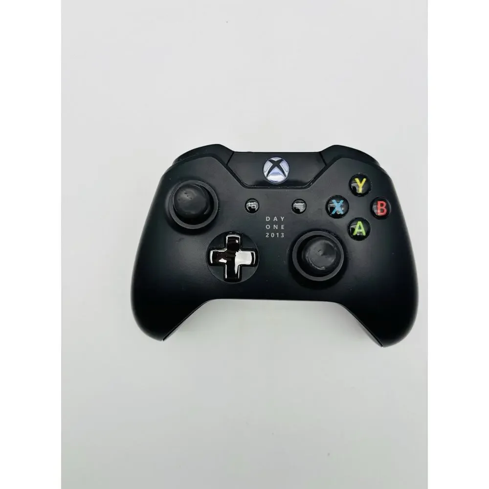 Microsoft Xbox One Wireless Controller Black 1537 Day One 2013 Limited Edition
